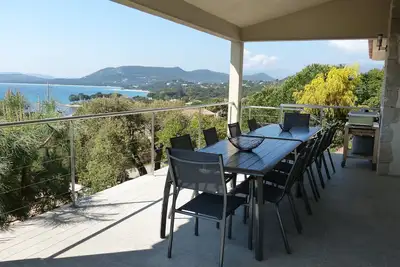 Image de Villa avec vue mer et piscine chauffée au calme et sans vis à vis (2 à 15pers)