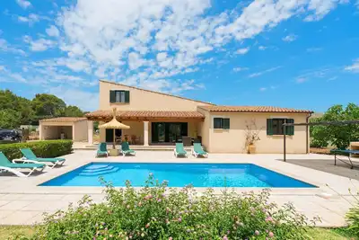 Image de El reconet de n'Aina ** Villa au calme très proche de tous les sites. Wifi, Aacc, parking