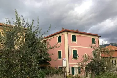 Image de Nouvel appartement rénové près de la mer. Très mignon!