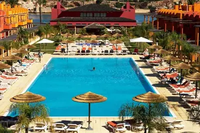 Image de luxury T1 w/ terrace and barbecue in 4* complex Marina Portimão