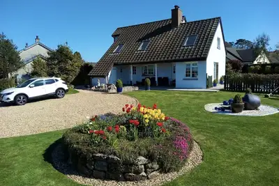 Image de Architecte conçu superbe maison, dans un endroit magnifique calme et paisible