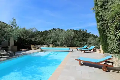 Image de Maison provençale au milieu des oliviers, sa piscine chauffée du 06/04 au 03/11
