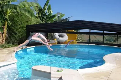 Image de Maison avec jardin, verger et piscine privative