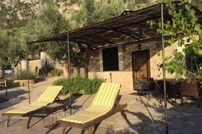 Image de Magnifique chalet, un grand espace extérieur privé avec barbecue et piscine privée