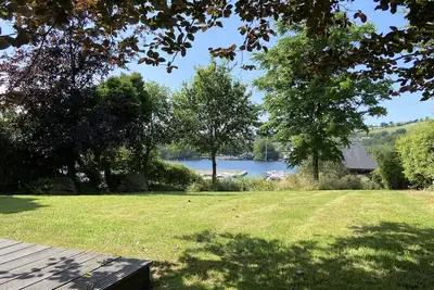 Image de Superbe maison moderne à Lakeside Village Location