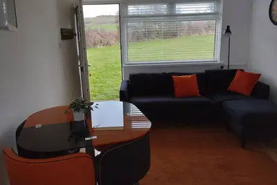 Image de Bien placé, joli chalet à Sandown