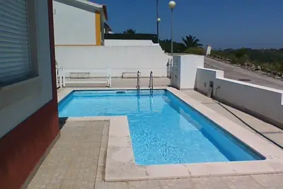 Image de Détaché Villa avec piscine privée, jardin clos et Sun / Salle de jeux