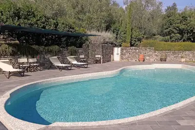 Image de Cottage 1 chambre avec piscine et joli jardin près du restaurant