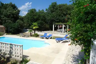 Image de Villa 4 chambres Proche De La Mer avec Piscine privée et Wi-Fi