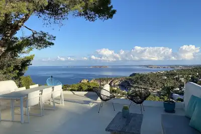 Image de Bungalow de charme près de la plage, belle vue mer, quartier calme