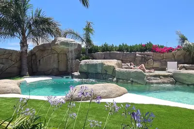 Image de Villa Avec Jardin Et Piscine PRIVÉE Hutte-002089-77
