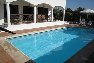 Image de Villa privée de luxe avec piscine chauffée
