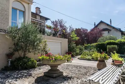 Image de Centre ville, appartement dans villa, terrasses, parking, clim, 2*, Prom 10% août