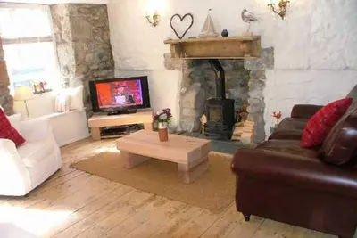 Image de Propriété de 2 chambres magnifiquement restaurée au coeur du vieux St Ives