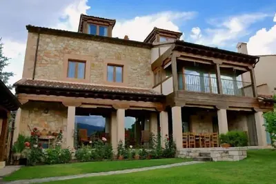 Image de Casa Rural La Cantañera pour 16 personnes