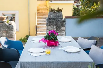 Image de Nouvelle Villa RÉNOVÉE, À 5 Min De La Plage, 12 personnes, parking gratuit