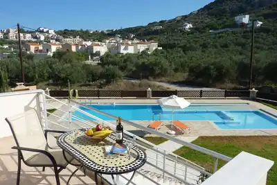 Image de Appartement avec piscine partagée à seulement 400 mètres de la plage