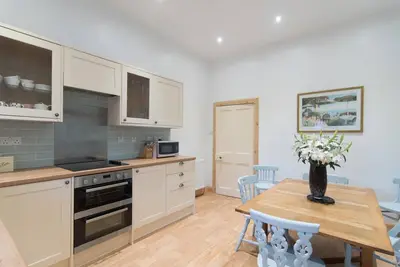 Image de Cuil Lodge est une maison bedroomed famille 5 qui vient d'être rénové.