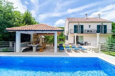 Image de Endroit idéal pour des vacances reposantes en famille.