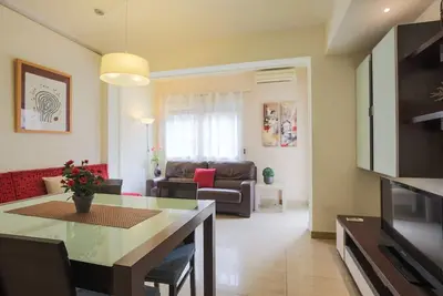 Image de Marques, modern 4bed/2bath apartment