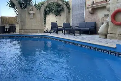 Image de Splendide villa avec piscine, superbes vues et emplacement