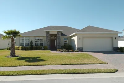 Image de Villa de luxe 6 ** - 2 suites principales / piscine / salle de jeux