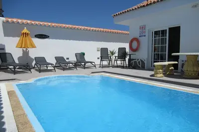 Magnifique villa avec piscine chauffée privée, Jacuzzi et Wifi gratuit