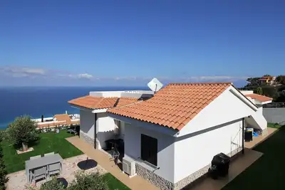 Image de Villa neuve de 4 chambres à Zambrone - Vues panoramiques spectaculaires sur la mer à 180 degrés.