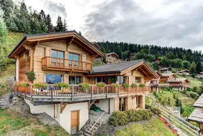 Image de Chalet la Couronne - Jacuzzi Views Ski-In Ski-Out - La Tzoumaz, 4 Vallees