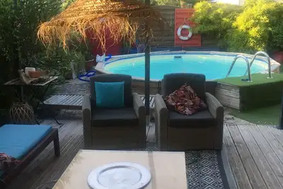 Image de Adorable villa avec piscine proche centre ville dans quartier calme.