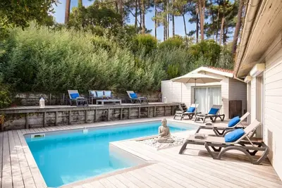 Image de Tres Belle Vue Bassin, Centre Canon, Classee 5*, 4 Chambres, Piscine Chauffee