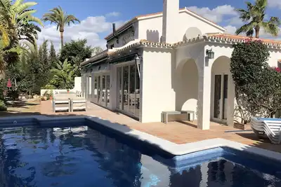 Image de Villa de 5 chambres Super situé: plage, restaurants, sport, Distance De Marche