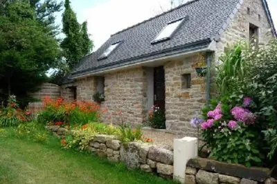 Image de Tredrez Locquemeau: Petite maison de pêcheur