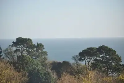 Image de Vues à couper le souffle sur la mer, terrasse extérieure privée, WiFi gratuit, Dartmouth à proximité