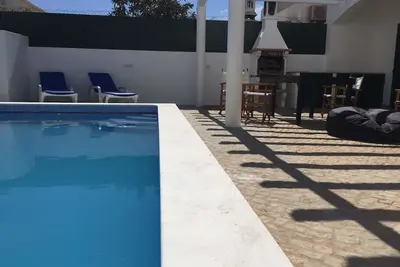 Image de Belle maison de 4 chambres avec piscine, près de la plage. Lic 24611 / Al