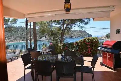 Image de Belle maison à Port de Sóller, vues fantastiques, à 5 'de la plage, barbecue, WiFi