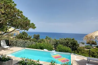 Image de Magnifique location vue mer 3 chambres Piscine privée