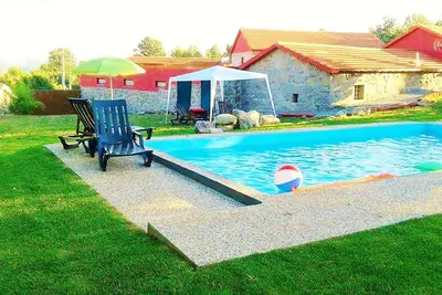 Image de Maison de campagne près de Porto et Guimaraes, Braga. Avec piscine.
