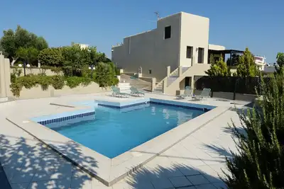 Image de Knosos Palace Villa 4 * isolée, piscine privée, Meilleure Vue!