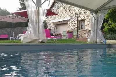 Image de Gîte de charme Piscine, Jacuzzi Sauna. Borne de recharge électrique