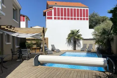 Image de Maison avec piscine à 300 m de la plage des Présidents
