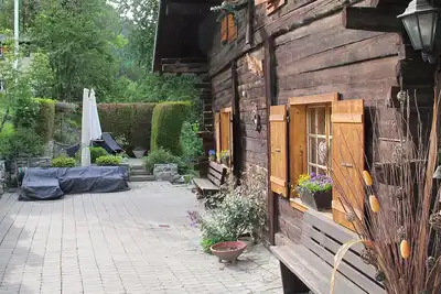 Image de Chalet – Le Dragon – à Bruson, plein de charme