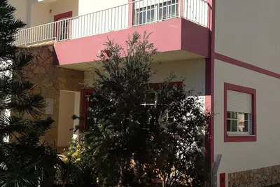 Image de Piscine privée et vue sur la mer