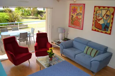 Image de Appt Haut de Gamme entre plage (50m), marche (30m), Thalasso et port! WiFi