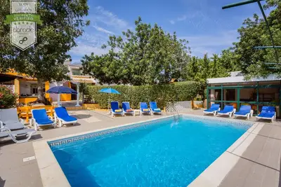 Image de propriété privée proche de la plage et avec zone sportive et relax