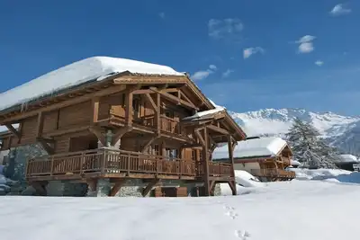 Image de Luxueux intérieur conçu Chalet à Verbier avec une vue exceptionnelle sur les Alpes