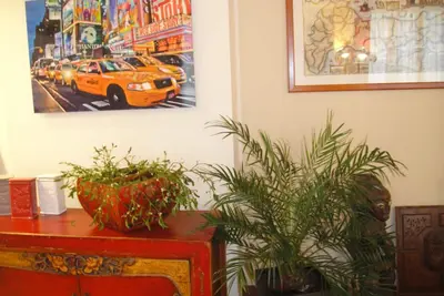 Image de paris -place des Vosges- immeuble fin XVIIIème à 150 mètres.