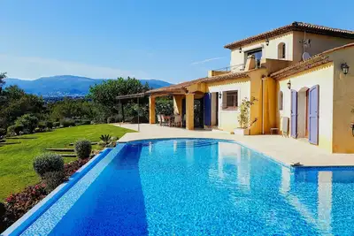 Image de Spacieuse villa avec piscine privée, intimité et des vues fantastiques