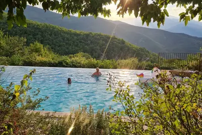 Image de Retraite villa de luxe - piscine privée à débordement chauffée, 50 acres, 15-20min à Céret