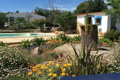 Image de Maison / villa - Bordeira, Qta das Raposeiras -Tranquilité entre montagne et mer